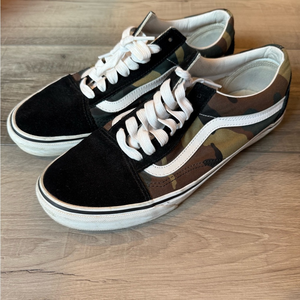 Men’s Vans Old Skool Camo Sneakers